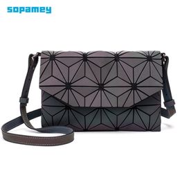 Geometric Chain Shoulder Bags Luminous Messenger Women Evening Girls Folding Handbags And Bag Casual Clutch Y201224