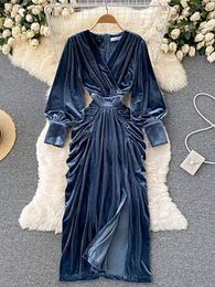 -Повседневные платья Женщины синие драпированное бархатное платье элегантное виотручное рукав с фонаря с высокой талией