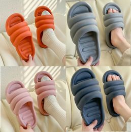 2022 Slippers men and women lovers indoor bath thick bottom non slip home Shower Room Beach Booties online store sportswear Men's Sneakers for Sale