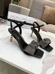 Sandálias populares elegantes estilo simples estil de temperamento Sapatos femininos