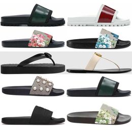 2022 летние тапочки для женщин мужские дизайнерские шлепанцы цветочные парчовые туфли на плоской подошве Gear Bottom Flop Flip Scuffs повседневная мода пляжная обувь сандалии