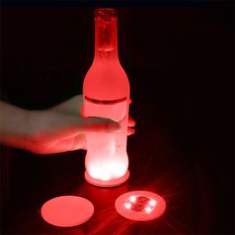 10pcs Wine Bottle LED Coasters Lights Drinking Glass Colour Changing 3 Modes Flat Foam Core Board Nightclub Party Battery Powered 220627