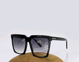 Square Oversized Sunglasses Black Grey Gradient Mask Sunglasses for Women UV Eyewear Summer with Box