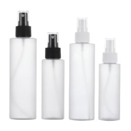 Refillable Packing Frost Plastic Bottle Flat Shoulder PET Black White Spary Press Pump With Clear Cover Portable Cosmetic Packaging Container 100ml 200ml