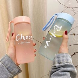 Plastic Matte Water Cup Outdoor Sports Cold Juice Creative Frosted Bottle Kitchen Drinkware Couple Mug 220714