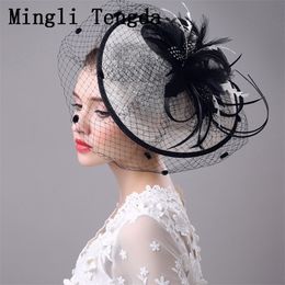 Mingli Tengda Exaggerated Big Disc Hemp Hat Black Wedding Party Headdress Wedding Hat Veil Flower and Feather Wedding Hat Bride T200620