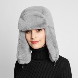 Berets Fashion Women Bomber Hats Faux Fur Warm Thicken Earflap Caps Autumn Winter Outdoor Cycling Ear Protect Russian Ski WF197Berets