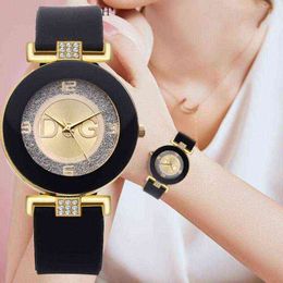 High Quality Dqg Brand Simple Crystal Fashion Quartz Female Black Design Sile Strap Large Dial Creative Fashion Y220707