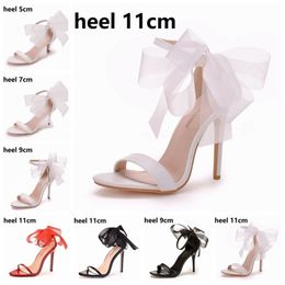 Crystal Queen Woman Sweet Bow Knot Elegant Ankle Strap Party Sandals Black Thin High Heels White Wedding Shoes Open Toe 220516