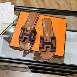 Slides Oran Designer Slipper Original Ms Sandals Leather Fashion in Summer Wear Color Flat Bottom Flip Flops and Leisure Beach