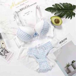 Girls Cheap Bra Set Fashion Sexy Women Push Up Edges Underwear Briefs Thin Breathable Jacquard Sexy Wireless Underwear Sets L220726