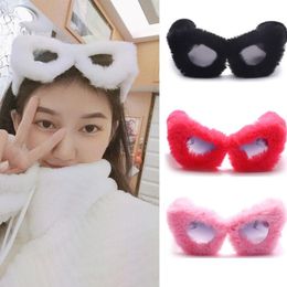 Winter New Plush Decorative Sunglasses for Women Men Trendy Cat Eye Handmade Fur Sunglasses Frame Fashion Punk Street Shot Glasses