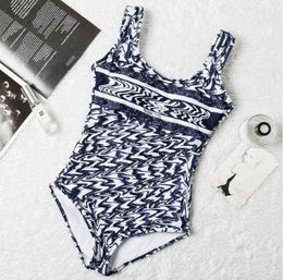 Womens Bikini Sexy Beach Bikinis Summer Swimsuit Fashion Letter Printed Strappy Siamese Split Style Swimwear One Piece 2021 Y220420