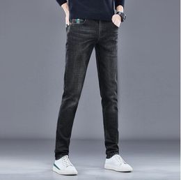 Pantaloni da uomo Pantaloni in cotone dritto elastico Business Jeans stile classico Pantaloni da uomo in denim Quattro stagioni