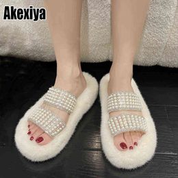 2022 New Autumn And Winter Warm Luxury Peal Home Furry Slippers Women Round Toe Mules Shoes Indoor Flip Flop Female BC4780 G220730