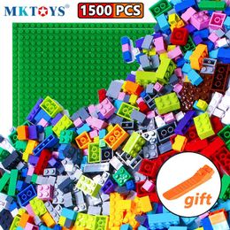 MKTOYS Classic Building Blocks Constructor Bricks 500-1500PCS Bulk Sets Educational Christmas Gift Toys for Girls Boys AA220317