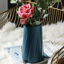 Vases Nordic Ceramic Decoration Home Style Flower Arrangement Living Room Origami Pot For Interior