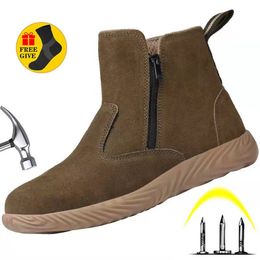 2022 Anti-Smashing Safety Industrial Work Boots Electric Welding Lightweight Work Shoes Breathable Safety Boots