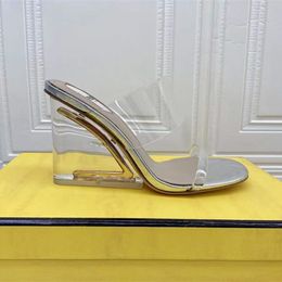 2022 модные женские сандалии роскошные дизайнерские прозрачные каблуки женская обувь цвет холст буквы анатомия кожа сандалии на танкетке 35-43