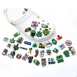 DHL Fast Air Wholesale Easter Day Cute Pvc Cartoon Croc Charms Shoe Flower Decoration Buckle Accessories Clog Pins Charm Buttons In Stock 050