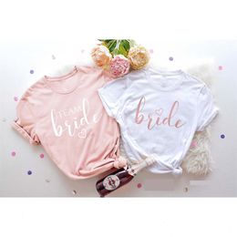 Bride And Team Womens T-shirt Bachelorette Party Tee Bridal Shower Shirt Fashion Feminist Wedding Tops T9wi