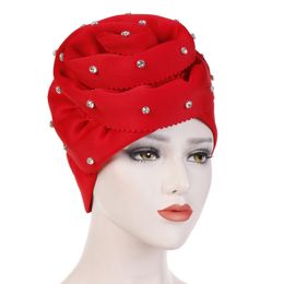 2022 New Arrival Fashion Flowers Pearl Muslim Turban Solid Colour Indian Woman Wrap Head Hijab Caps Ready To Wear Inner Hijabs