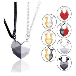 2Pcs Magnetic Heart Couple Necklace For Women Valentine's Day Sweater Chain For Best Friend Lovers Wedding Party Gift Jewellery GC1228