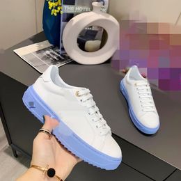 Top Quality Shoes Fashion Sneakers Men Women Leather Flats Luxury Designer Trainers Casual Tennis Dress Sneaker mjNam0002
