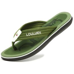 Flip Flips Men Sapatos de verão da praia Man Soft Massage Home Slippers Fashion Casual Sandals Outdoor Lazy Shoes Lazy 210408