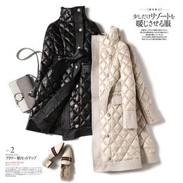 Argyle Thin Down Jacket Women's Winter Fashion Stand Collar 90% White Duck Down Single Breasted Winter Coat Women 201128