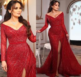 2022 Plus Size Arabski ASO EBI Red Mermaid Sparkly Prom Dresses Deep V-Neck Sexy Evention Formal Party Druga Recepcja Urodziny Suknie Zaręczynowe Dress ZJ333