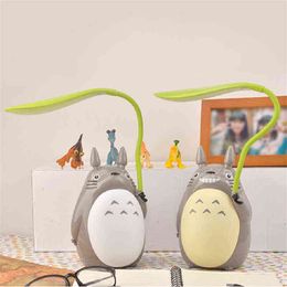 Hot Cartoon Totoro Luci notturne a LED Ricarica USB Lampada da tavolo pieghevole da comodino per animali creativi per bambini Decorazioni per la camera da regalo per bambini H220423