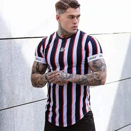 Men's Polos Sik Silk Summer Men's Casual T-Shirt Fashion Striped Tide Brand Hip-Hop Short-Sleeved Street Clothing Sports Slim TopsMen's