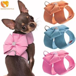 Pet Dog Vest Harness Bling Rhinestone Girl Bow Tie No Pull Soft Suede Leather Puppy Vest Harness Leash Set Cat Kitten Collar Set 2232a