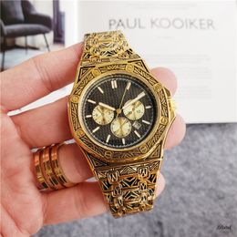 Women's Watches Mens Watch Retro Style Carved Case Quartz Movement Watches Stainless Steel Luminous Wristwatch Lifestyle Waterproof Analog Casual Montre De Luxe