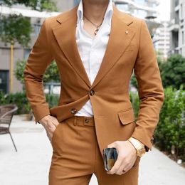 Artı Boyut Kalitesi İş Formal Giyim Sıradan Blazer Setleri Basit İnce Uygun Gelinlik Takım Ceket Pantolon Erkek Satış