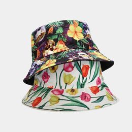 Berets National Flower Tulip Bucket Hat Double-sided Sunshade Men's And Women's Trend Outdoor Sunscreen Fisherman's HatBerets