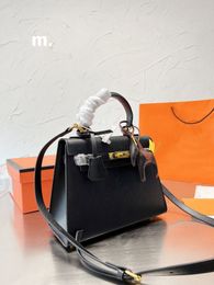 Damen-Designer-Umhängetasche, Luxus-Einkaufstasche, Handtasche, Nachricht, Cluth, Top-Qualität, Marke, klassisch, echtes Leder, berühmte Umhängetasche, 25 cm, Schwarz