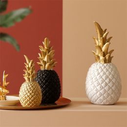 Gold Pineapple Modern Home Decoration For Living Room Cabinet Window Desktop Party Wedding Home Room Decoration Nordic Resin 201201