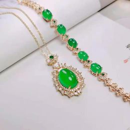 bracelet gemstones UK - Pendant Necklaces Factory Wholesale Gao Bings925Silver Inlaid Green Chalcedony Water Drop Suit Gemstone Bracelet Two-Piece SetPendant