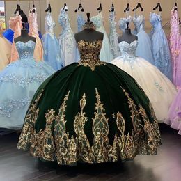 Sparkly Green Velvet Quinceanera Dresses Ball Gown Sequin Appliques Graduation Gowns Birthday Party Wear Sweet 15 16 Dress