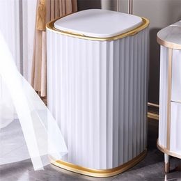 Smart Sensor Garbage Kitchen Bathroom Toilet Trash Can Automatic Induction Waterproof Bin with Lid 1015L 220727