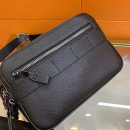 Designers Men PU Leather Messenger Bags Luxury Shoulder Make up Handbag Tote Man's bag clothing0008 backpacks