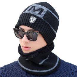 Berets Hat Scarf 2 Pieces Set Stylish Woollen Cap Ear Protection Men's Autumn And Winter Warm Knitted For MenBerets