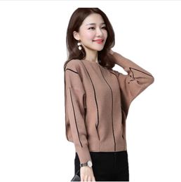 Women's sweater Spring and Autumn New Korean Style Bat Shirt Short Round Neck Long-Sleeved Pullover Loose Sweater Fashion