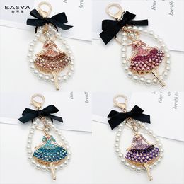 2022 Keychains Pearl string inlaid with diamond Ballet girl car keychain lovely creative bag pendant