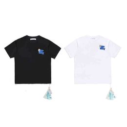 T-camisas de camisetas fora de 2022 homens e mulheres brancos do verão New Ow Doraemon Limitada de flecha tridimensional de manga curta unissex Loose T-shirt