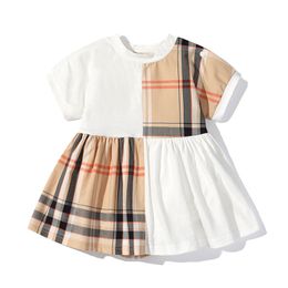 0–24 Monate geborener Strampler, Luxusmarke, niedliche britische weiße Kleider für Babys, Designer-Kleid mit Vintage-Karomuster, gewebte Panel-Muster-Kleidung