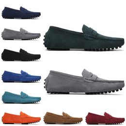 new designer loafers casual shoes men des chaussures dress sneakers vintage triple black green red blues mens sneakers walkings jogging 38-47 wholesale