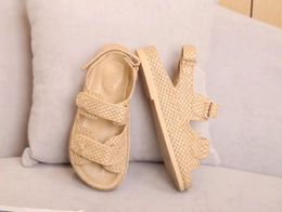 2022 Designer Women's Sandals Classic Slippers Leather Slippers Flats 1010